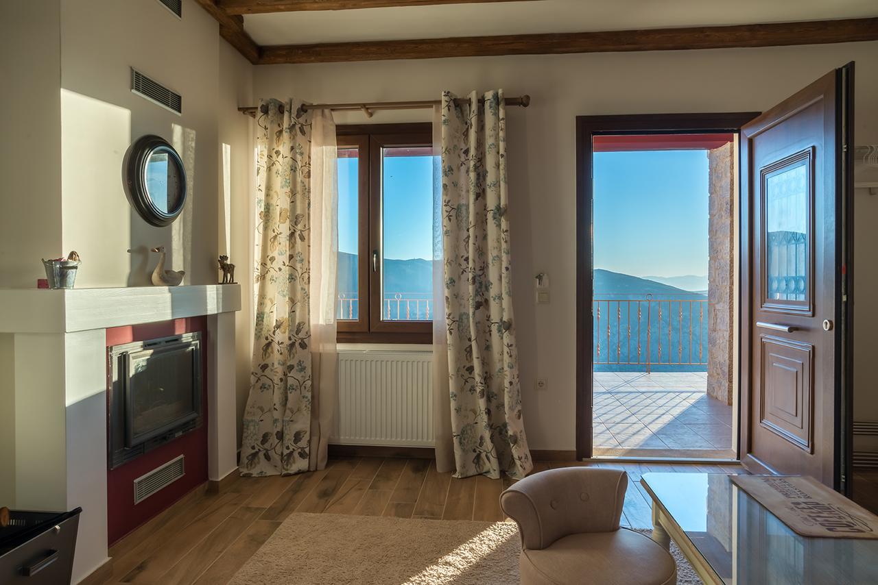 Almondhouse Suites With Fireplace - Adults Only Arachova Luaran gambar