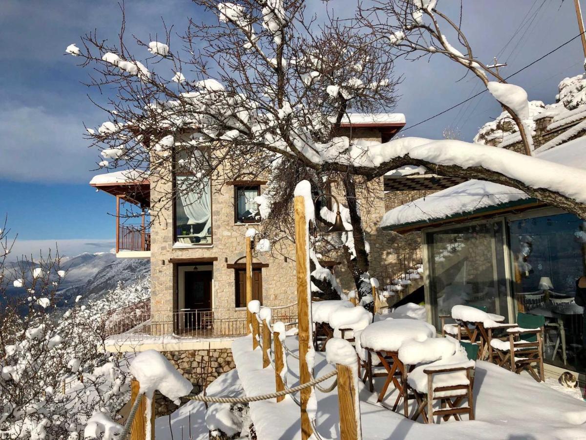 Almondhouse Suites With Fireplace - Adults Only Arachova Luaran gambar